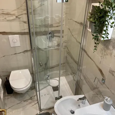 아파트 Calefati House Possibilita Self Check In Dopo Le 22 *