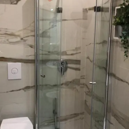 Calefati House Possibilita Self Check In Dopo Le 22 바리