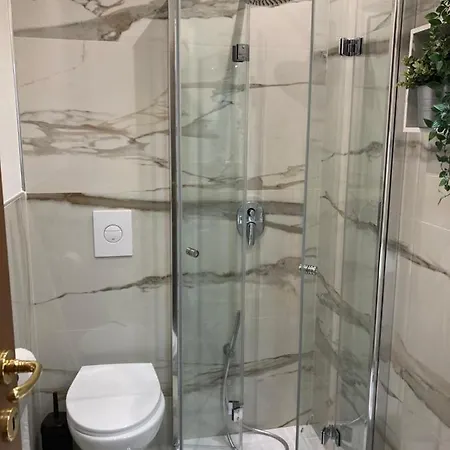아파트 Calefati House Possibilita Self Check In Dopo Le 22 *